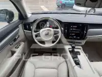 2017 Volvo V90