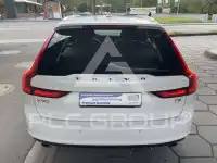 2017 Volvo V90