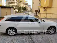2017 Volvo V90