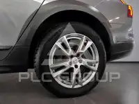 2017 Volvo V90
