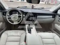 2017 Volvo V90