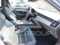 2017 Volvo V90