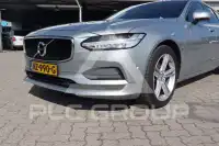 2017 Volvo V90