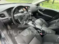 2017 Volvo V40