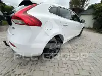 2017 Volvo V40