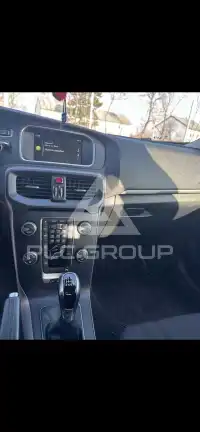 2017 Volvo V40