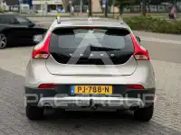 2017 Volvo V40