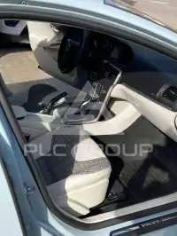 2017 Volvo V40