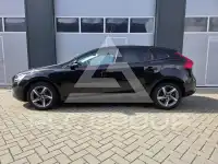 2017 Volvo V40