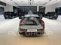 2017 Volvo V40