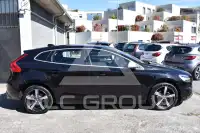 2017 Volvo V40