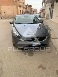 2017 Volvo V40