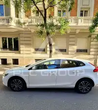 2017 Volvo V40