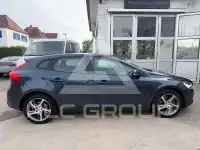 2017 Volvo V40