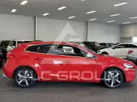2017 Volvo V40