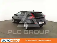 2017 Volvo V40
