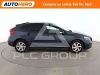 2017 Volvo V40