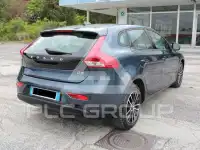 2017 Volvo V40