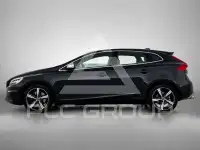 2017 Volvo V40