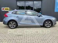 2017 Volvo V40