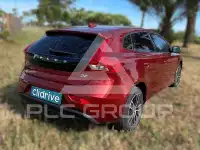 2017 Volvo V40
