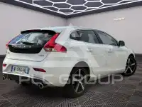2017 Volvo V40