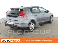 2017 Volvo V40