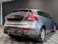2017 Volvo V40