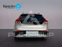 2017 Volvo V40
