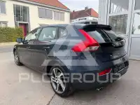 2017 Volvo V40