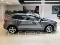 2017 Volvo V40