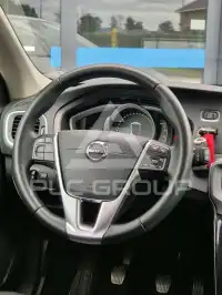 2017 Volvo V40