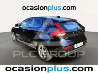 2017 Volvo V40