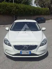 2017 Volvo V40