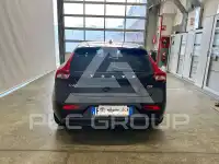2017 Volvo V40