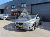 2017 Volvo V40