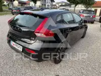 2017 Volvo V40