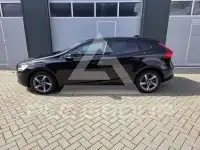 2017 Volvo V40