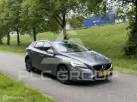 2017 Volvo V40