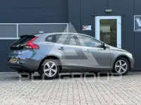 2017 Volvo V40