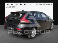 2017 Volvo V40