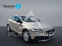 2017 Volvo V40
