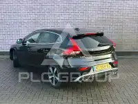 2017 Volvo V40
