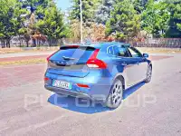 2017 Volvo V40