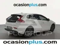 2017 Volvo V40