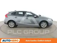 2017 Volvo V40