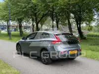 2017 Volvo V40