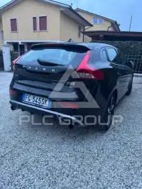 2017 Volvo V40