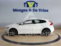 2017 Volvo V40