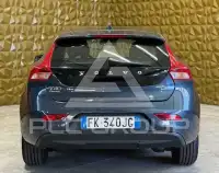 2017 Volvo V40